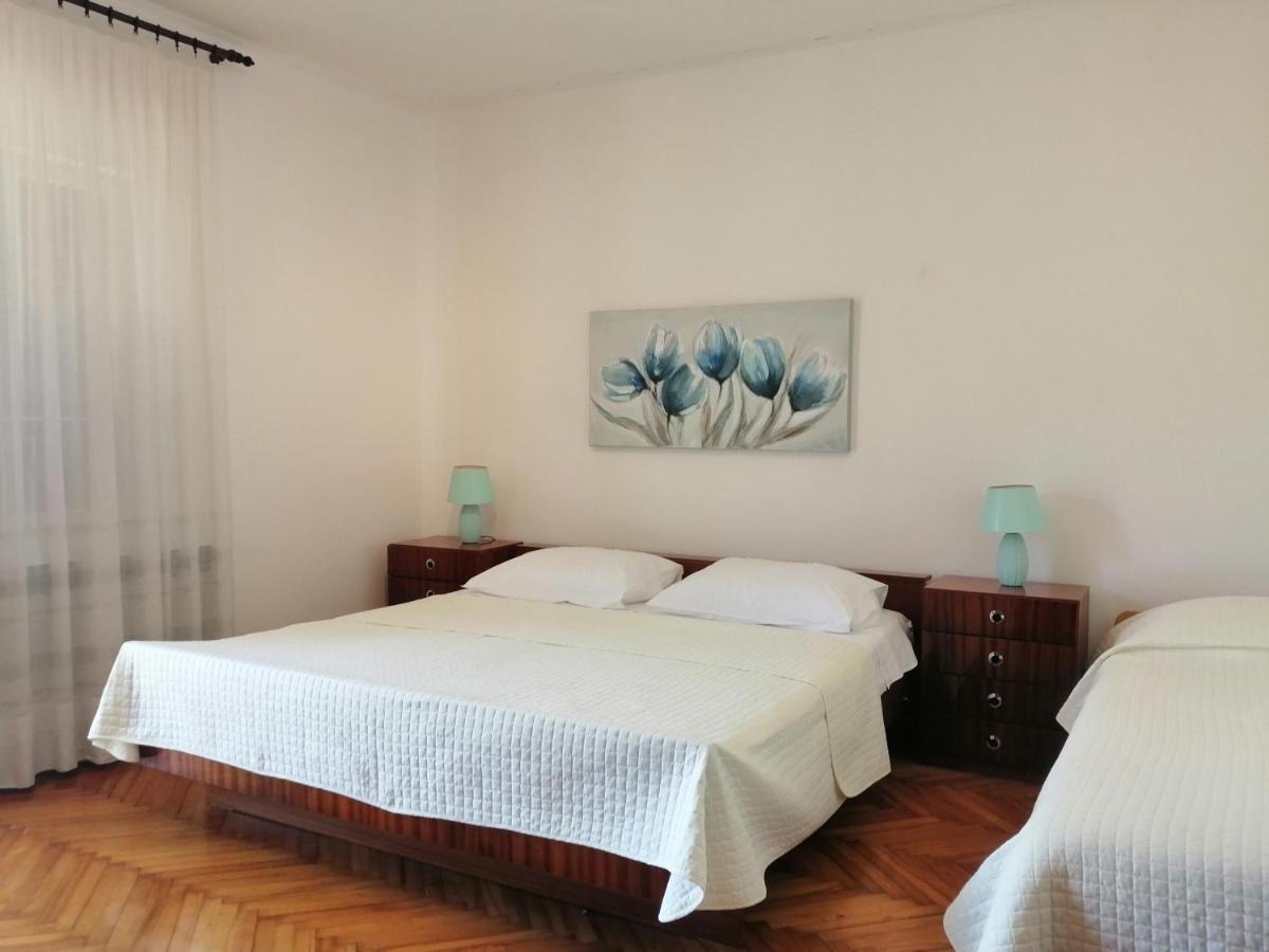 Apartment Vera, 80 M From The Sea Novigrad  Bagian luar foto