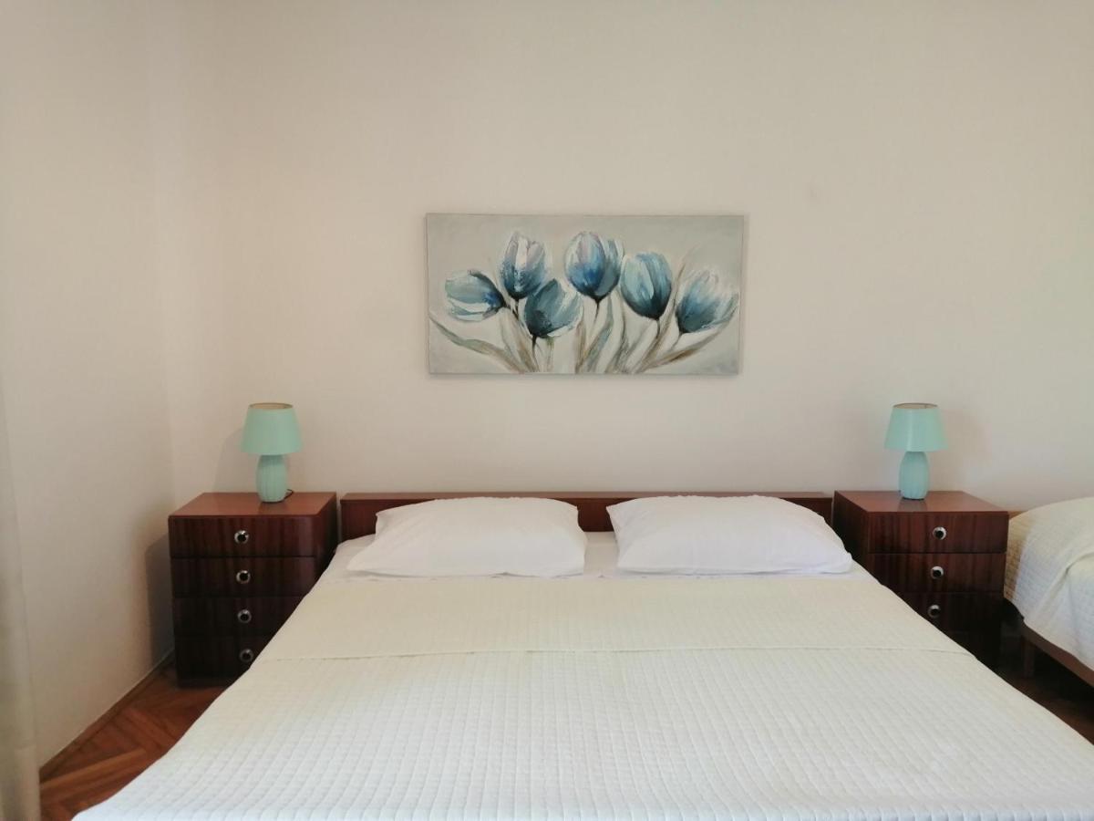 Apartment Vera, 80 M From The Sea Novigrad  Bagian luar foto